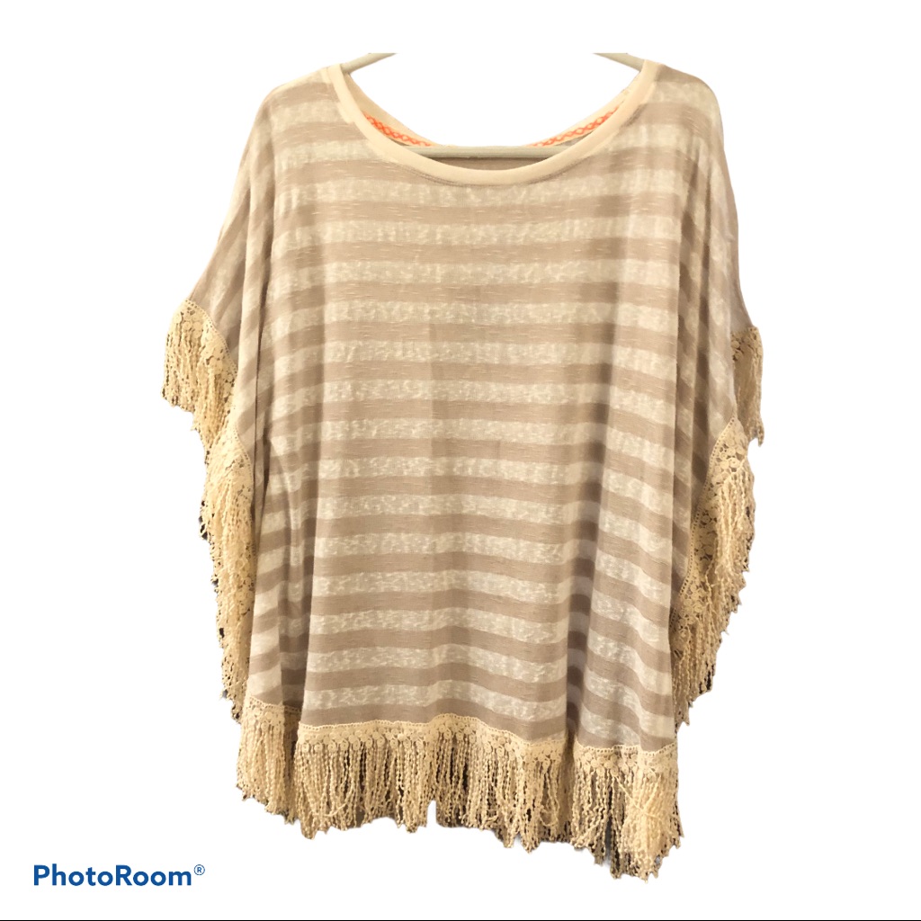 Jolt Women's Cream Striped Fringed Top Blouse Nwt
